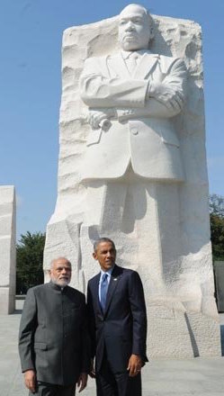 IndiaTv8a6a87_obama_modi_martin